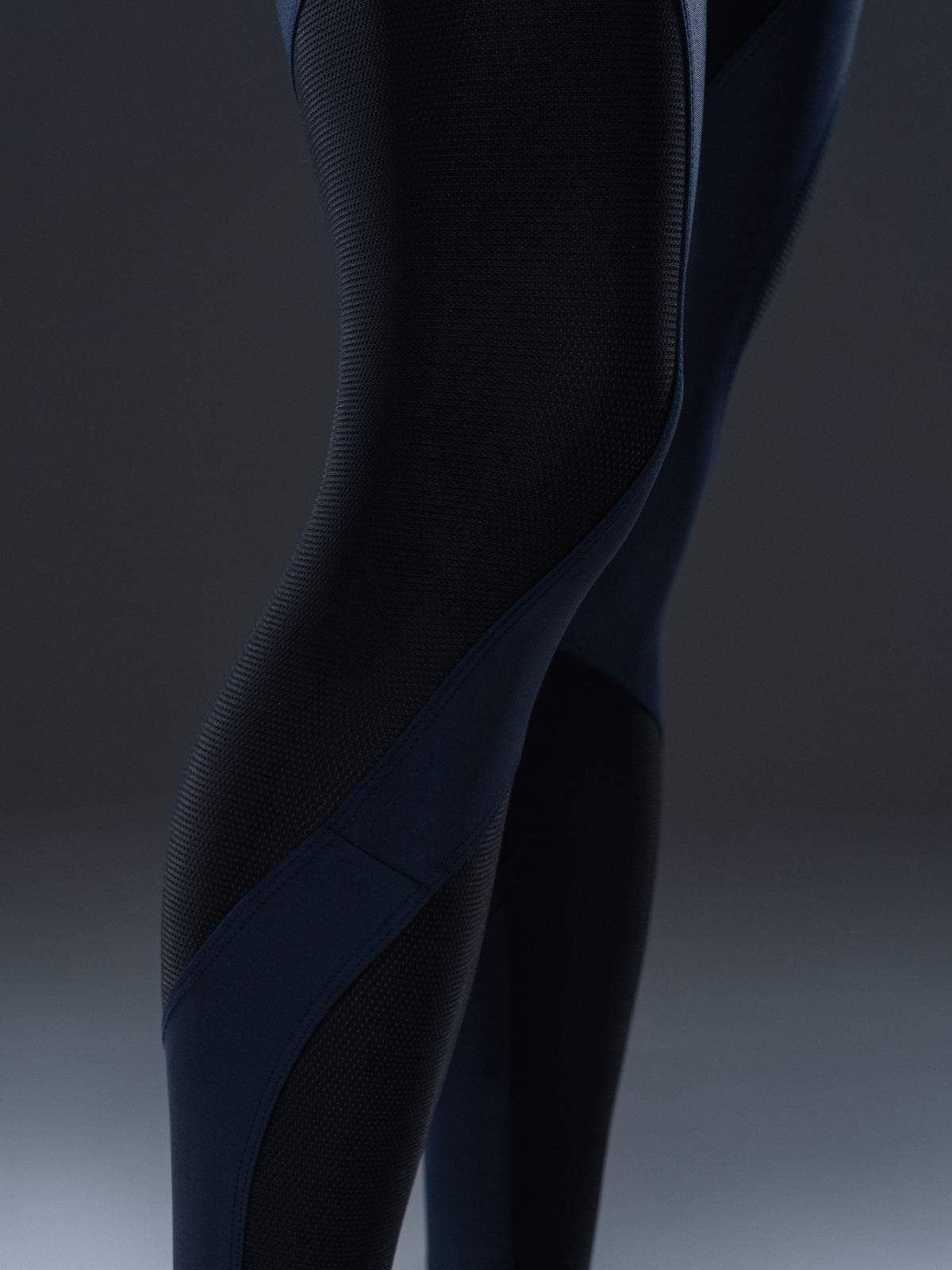 Leg Corsage Pandora Skin Black & Dark Blue для спорта и фитнеса – фото №  1