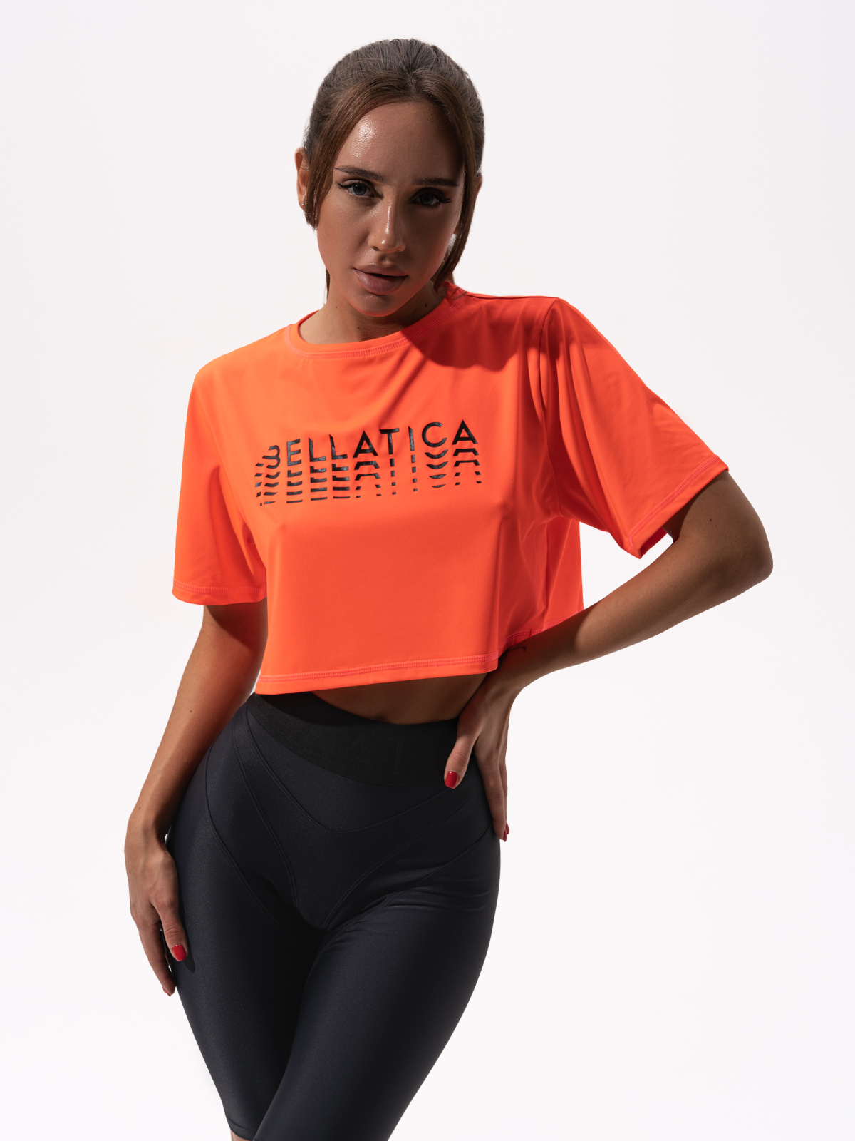 Топ T-Shirt Middle Logo Fluo Orange для спорта и фитнеса – фото №  2